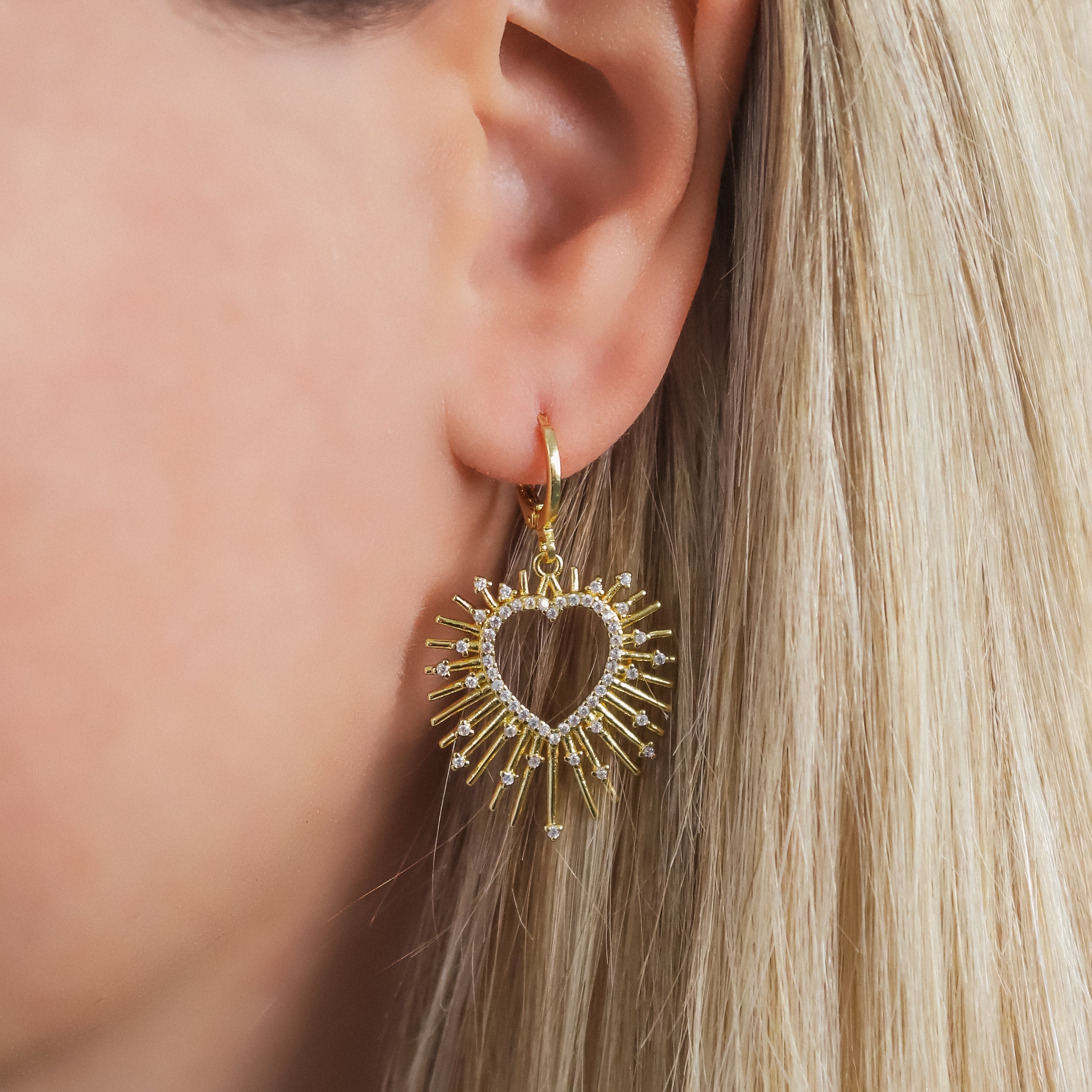 Luna Charles celestial jewellery and handbags designed in Birmingham, UK — modern, meaningful, and available at Sostter.