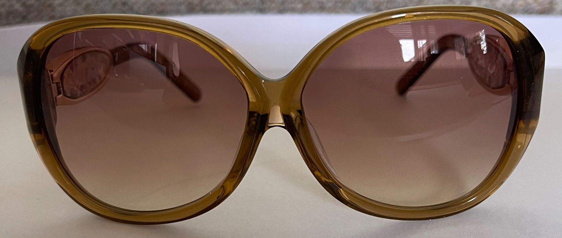 Women's sunglasses from independent designers — unique frames and considered eyewear at Sostter