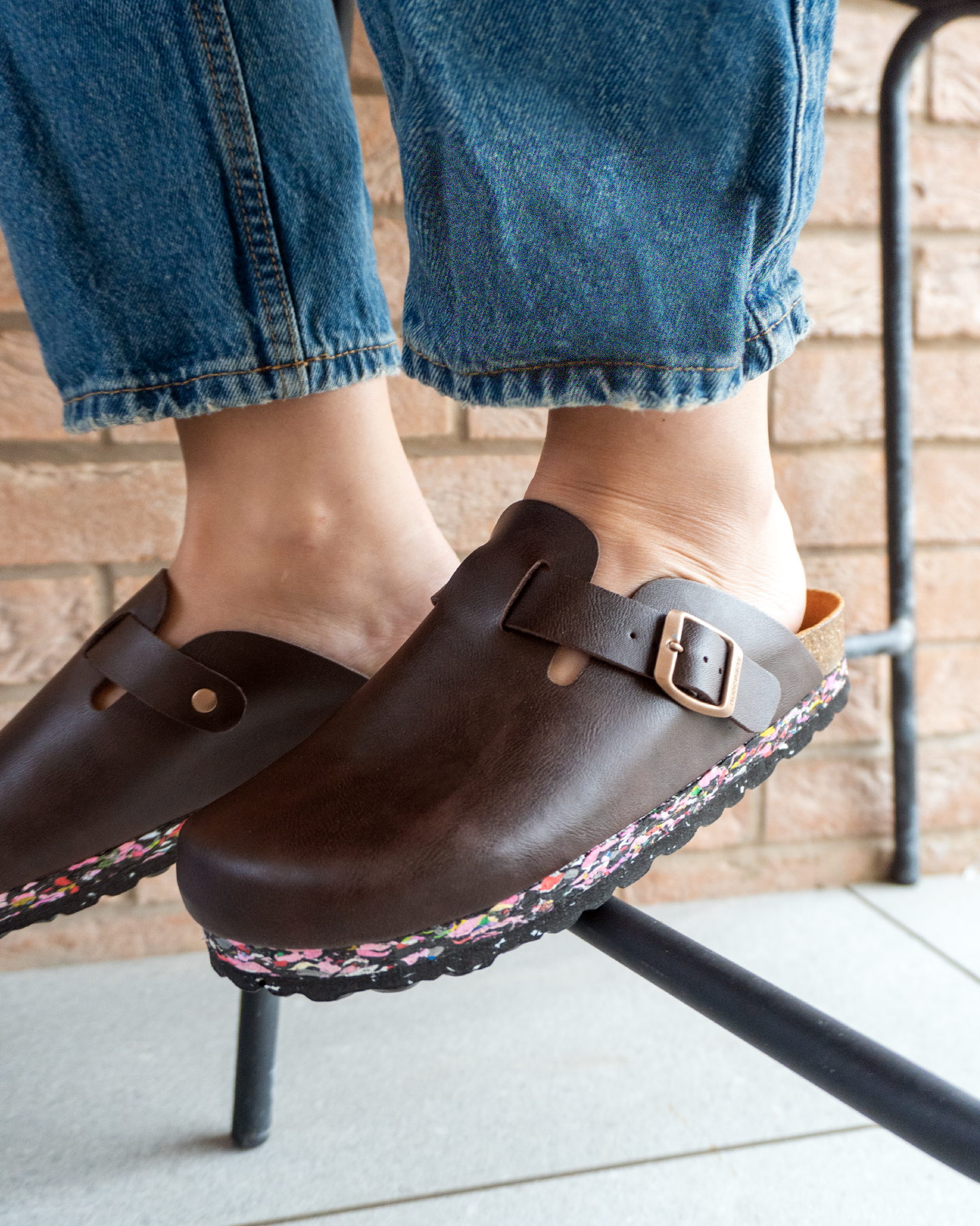 Nuoceans vegan sandals and clogs made from recycled ocean waste flip-flops - 300g of ocean waste rescued per pair assembled in Spain at Sostter