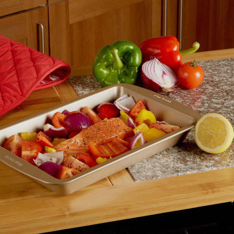 33cm Roasting Pan in Satin Gold