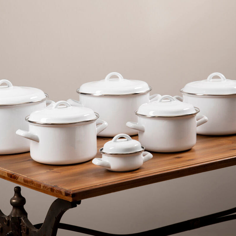 White Enamel Mini Casserole Dish 10cm