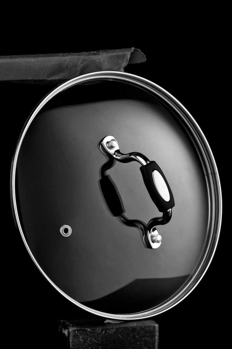 22 cm Stainless Steel Chip Pan with Glass Lid and Wire Basket