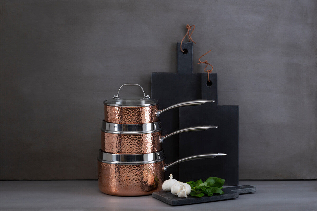Medium 18cm Hammered Copper Saucepan with Lid