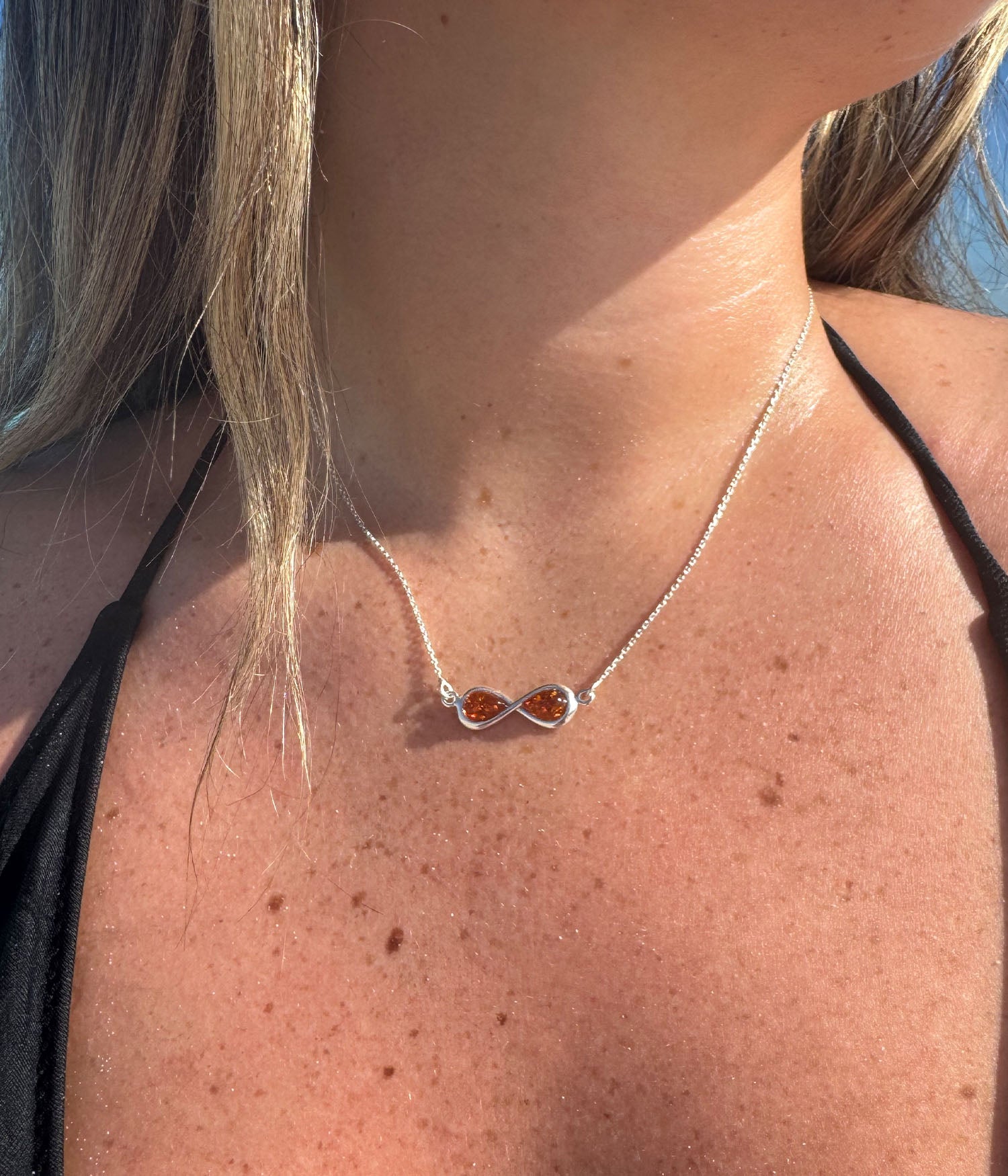 Infinity Amber Necklace in Sterling Silver