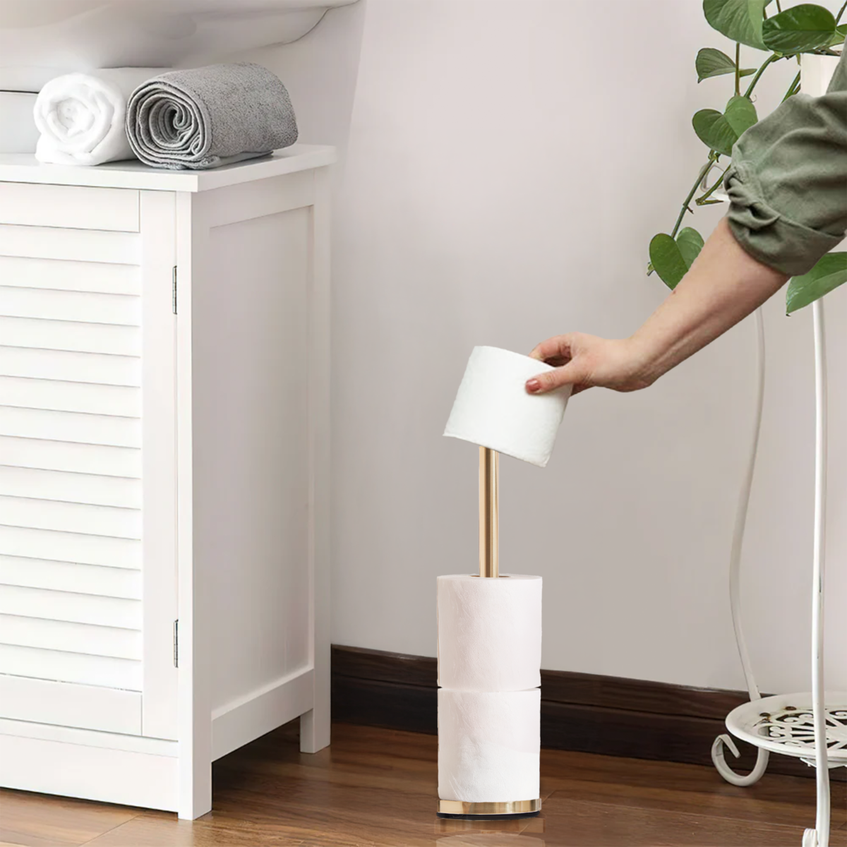 Gold Finish Toilet Roll Holder