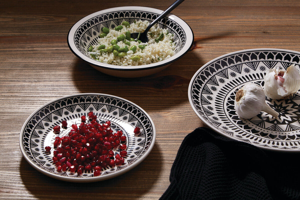Maya 12 Piece Black and White Dinner Set