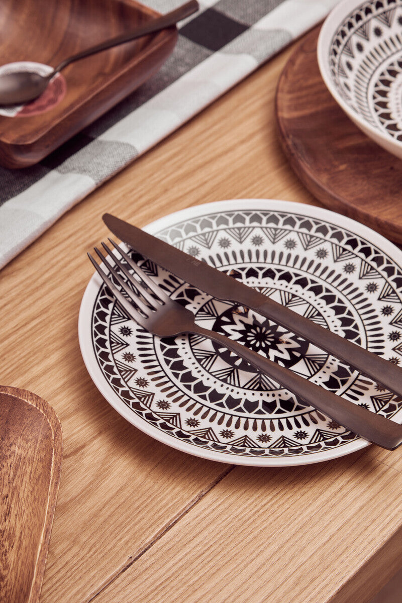 Maya 12 Piece Black and White Dinner Set