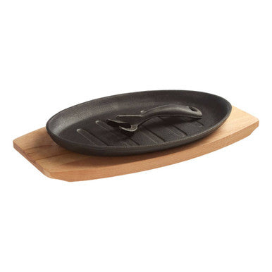 Large Cast Iron Sizzler Dish with Wooden Serving Tray