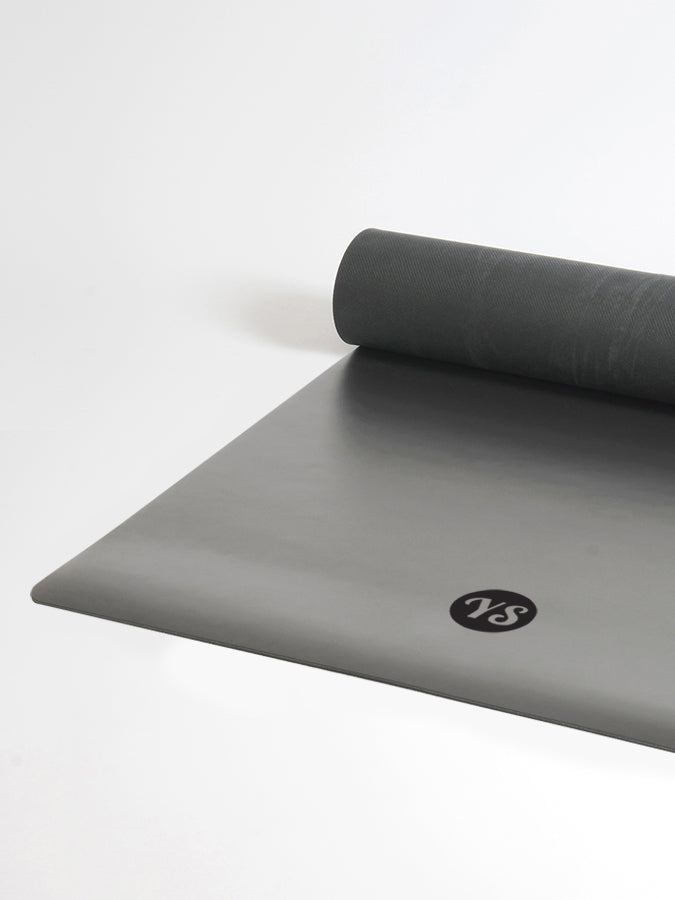 The Grip Yoga Mat 4mm Long and Wide