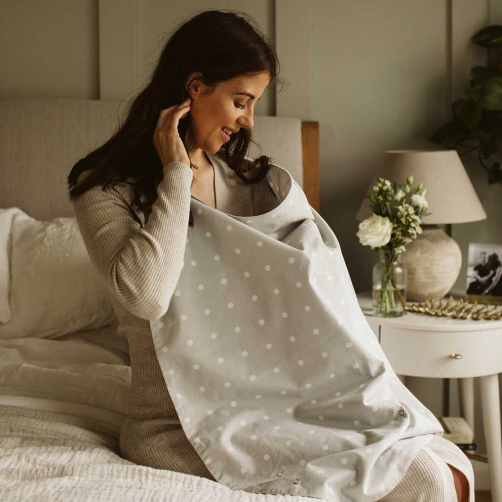 Nursing Privacy Cover in Dotted Design