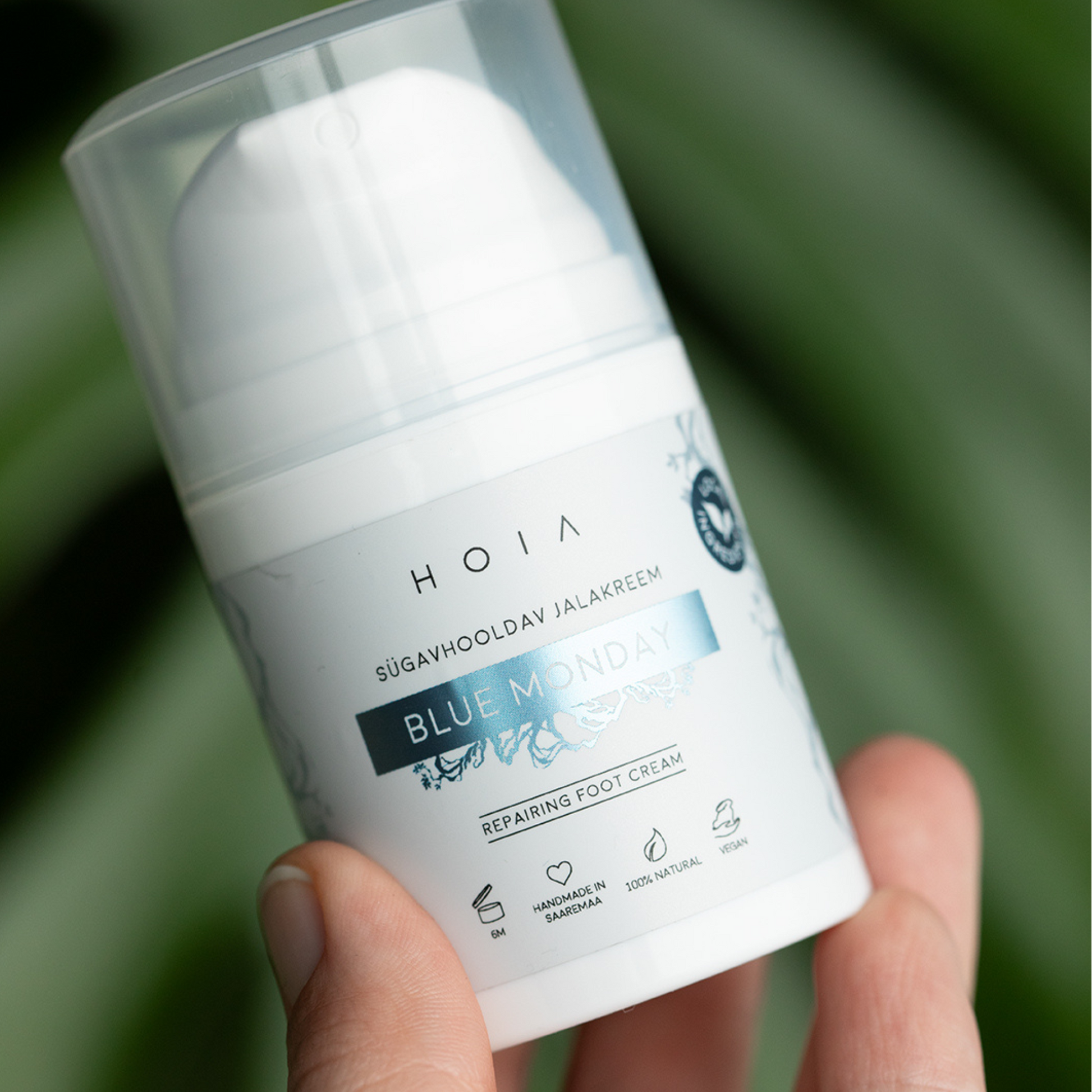 Deep Nourishing Foot Cream with Yarrow & Calendula – Hydrates & Refreshes by HOIA at www.brixbailey.com