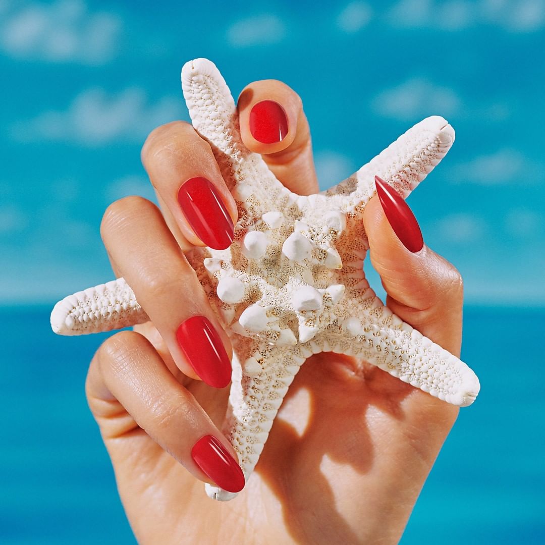 Hot or Knot Nail Polish in Seaside Red 15ml