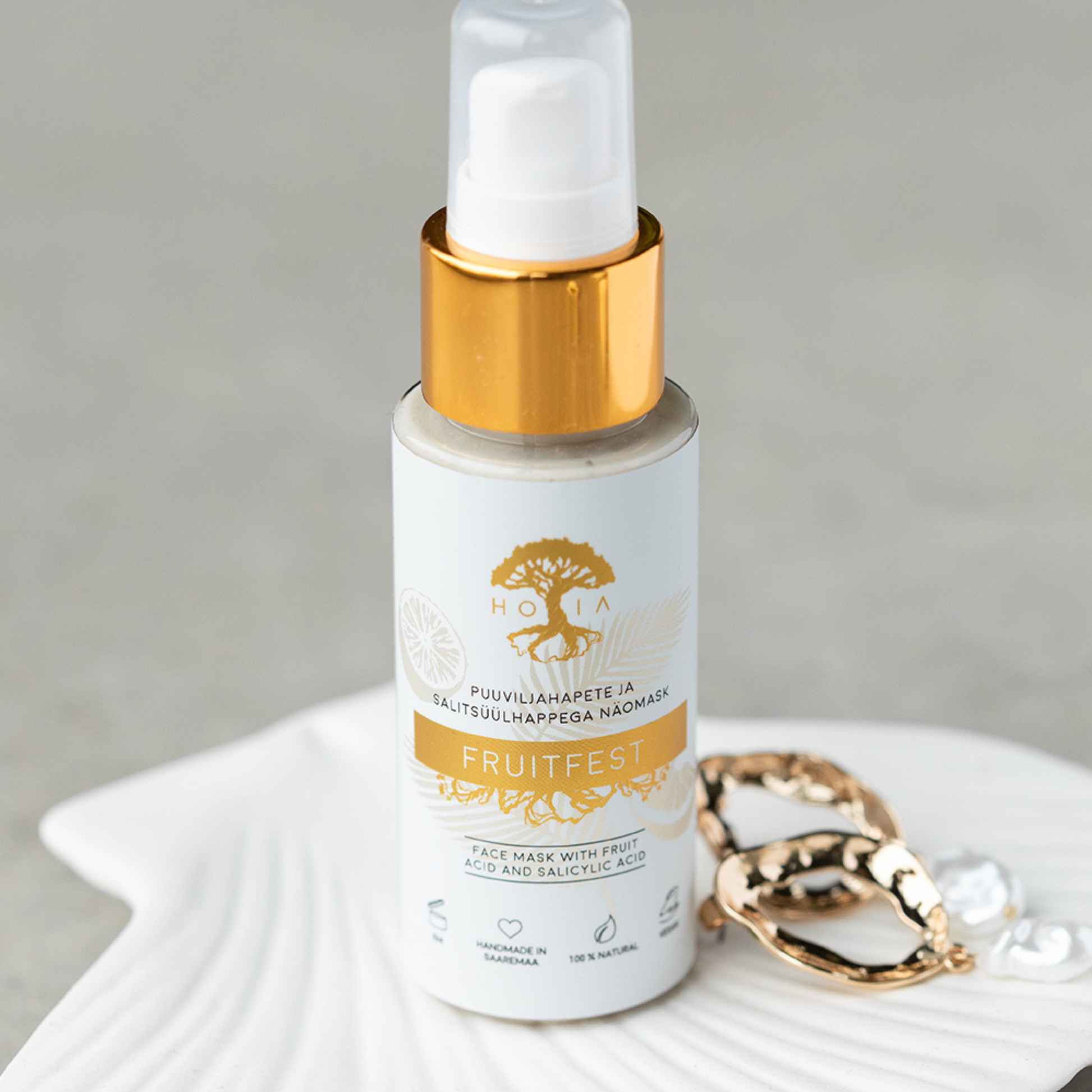 Fruitfest 2-in-1 Face Mask & Exfoliator – Hydrating & Vegan by HOIA at www.brixbailey.com