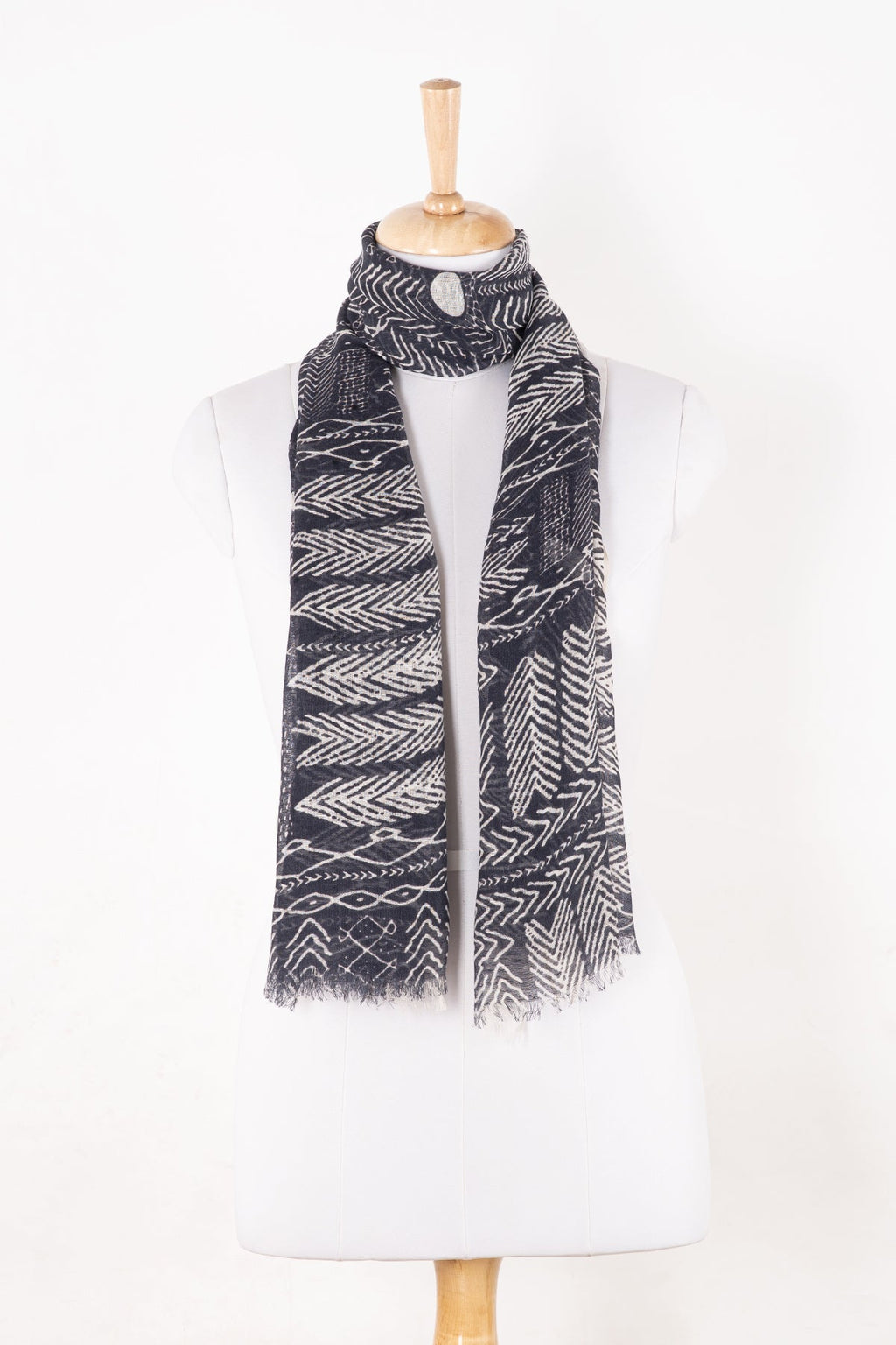 Tribal Print Linen Cotton Scarf in Black