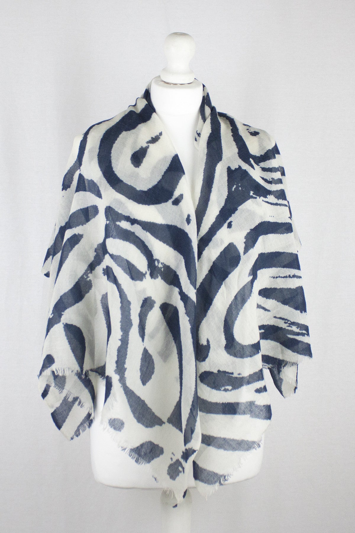Fun Maze Print Merino Wool Scarf in Off White and Navy