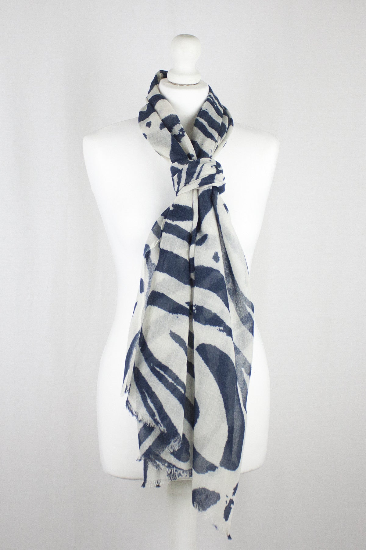 Fun Maze Print Merino Wool Scarf in Off White and Navy