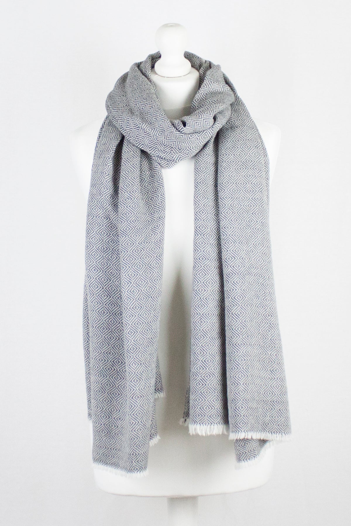 Grey Merino Wool Diamond Weave Scarf