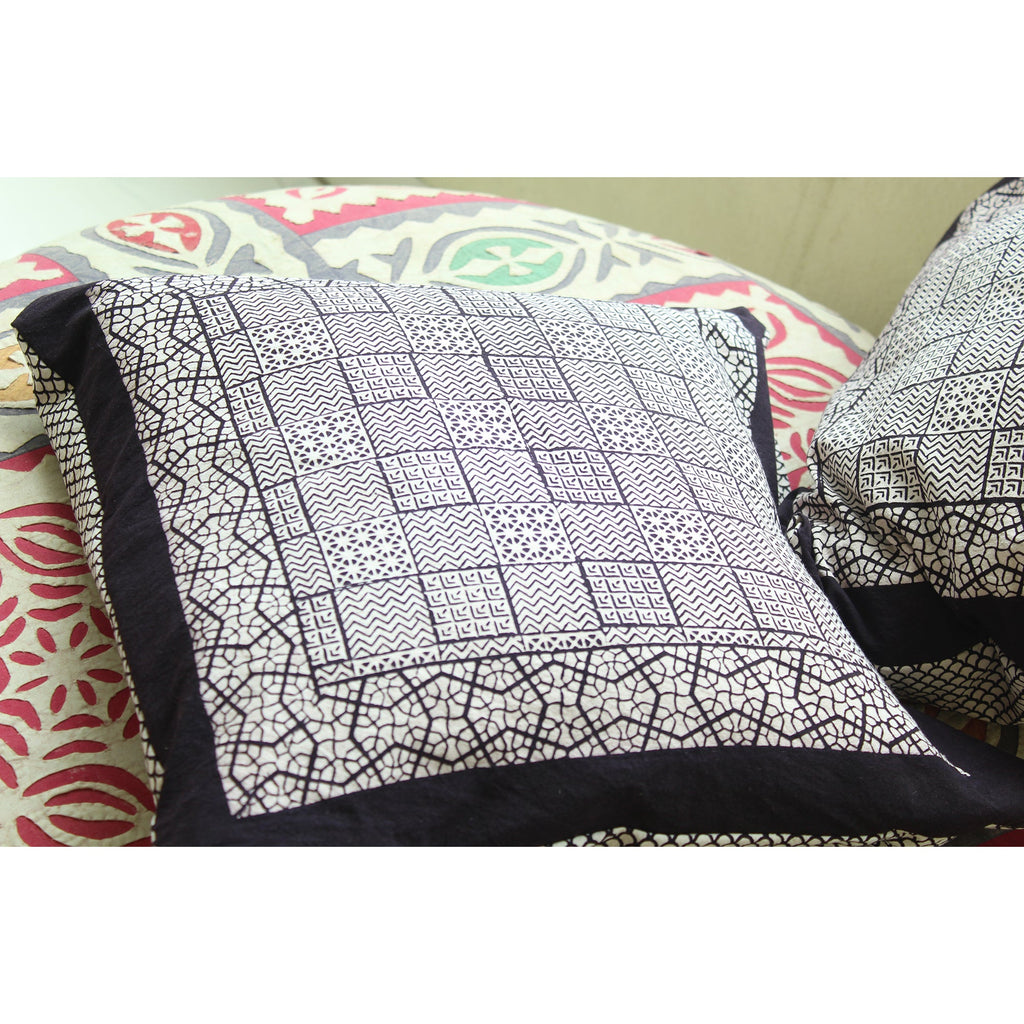 Checks and Seashell Hand Block Print Cotton Cushion Cover White and Black