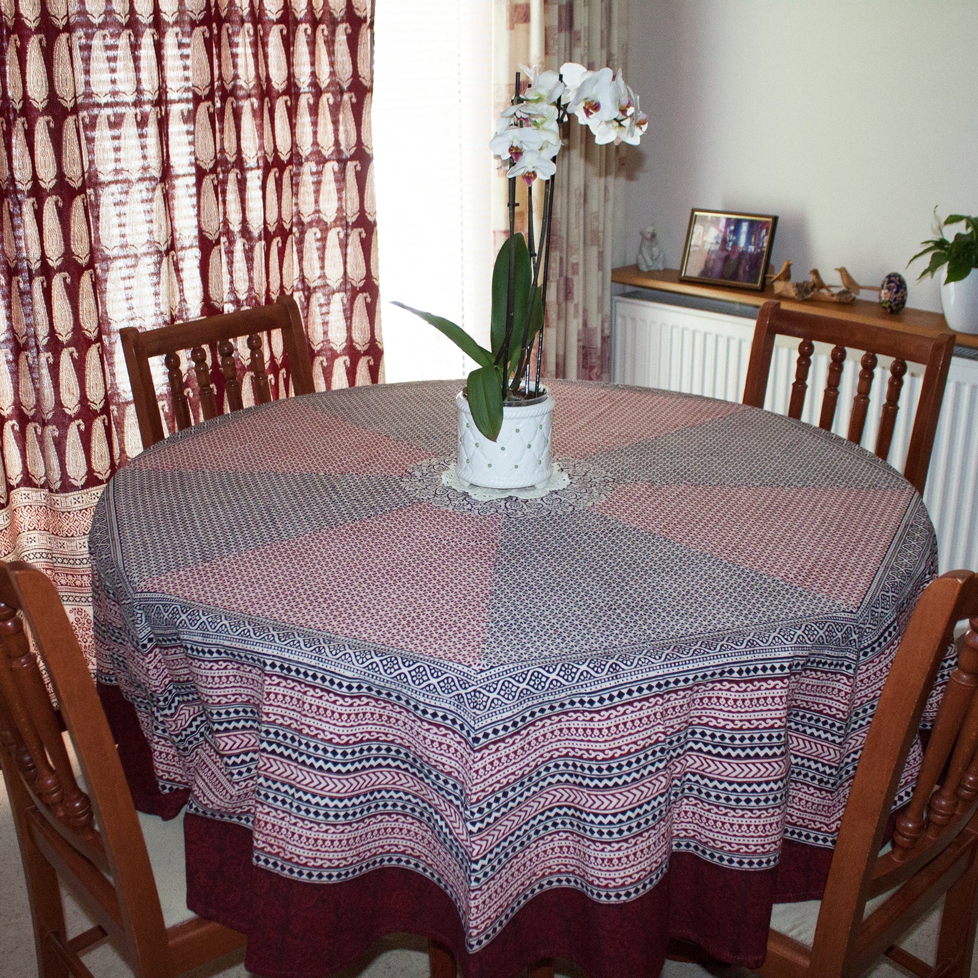 Ditsy Diamond Hand Block Print Round Tablecloth in Black and Red