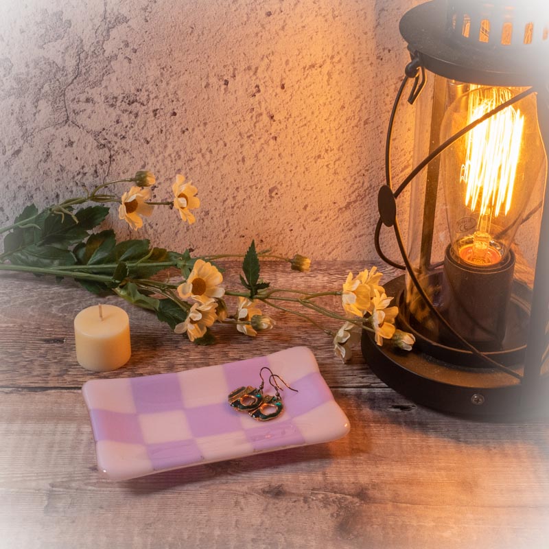 Chequered Dual Colour Medium Glass Tray 15cm