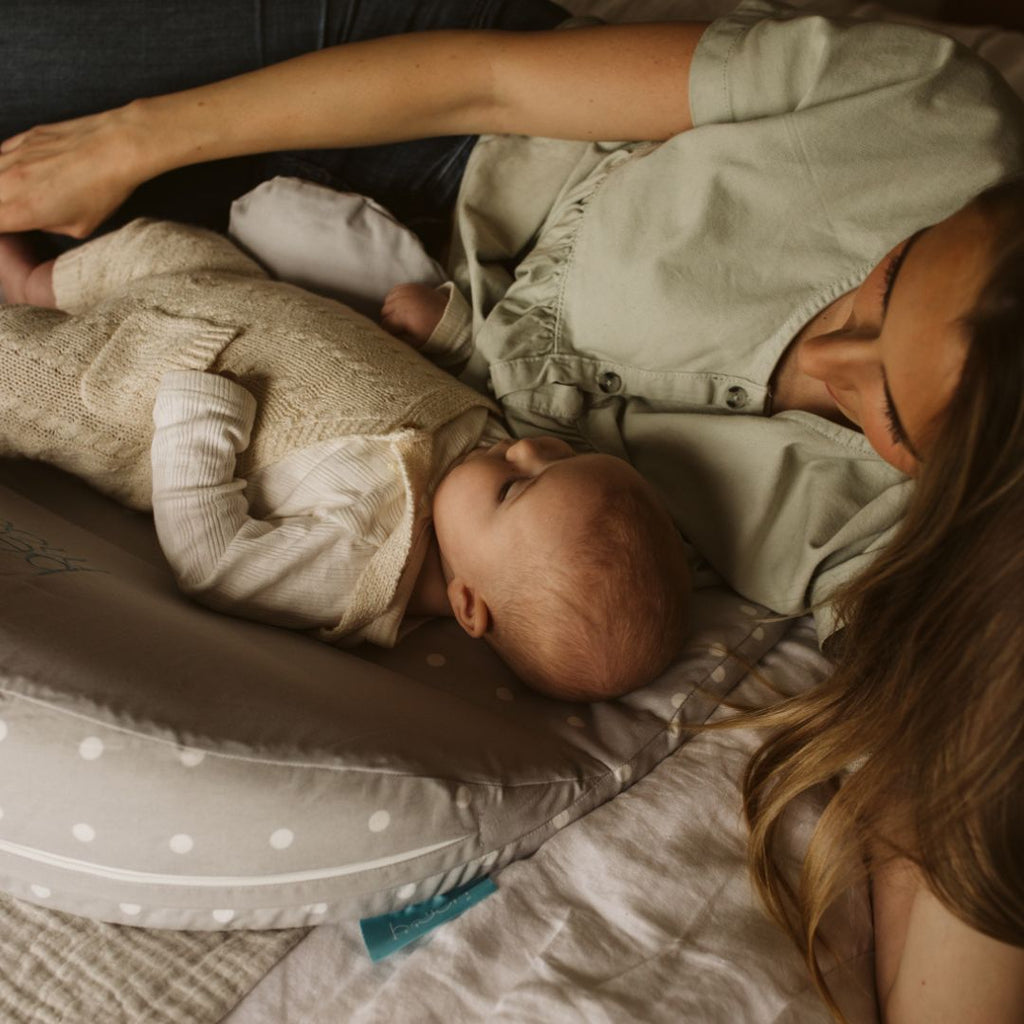 5 in 1 Cocoon Dotted Nursing Pillow Set