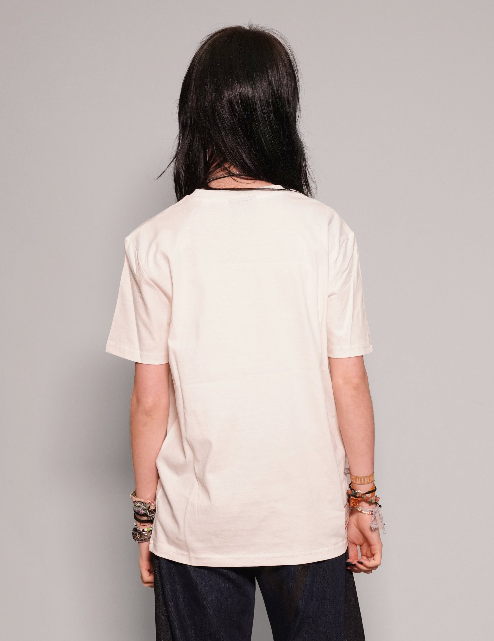 Love Your Idols T-Shirt in Ecru