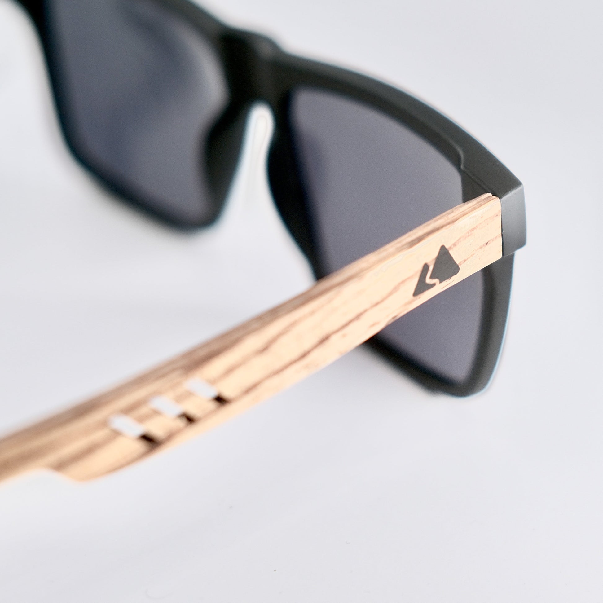 Bamboo Polarised Sunglasses with UV400 Protection