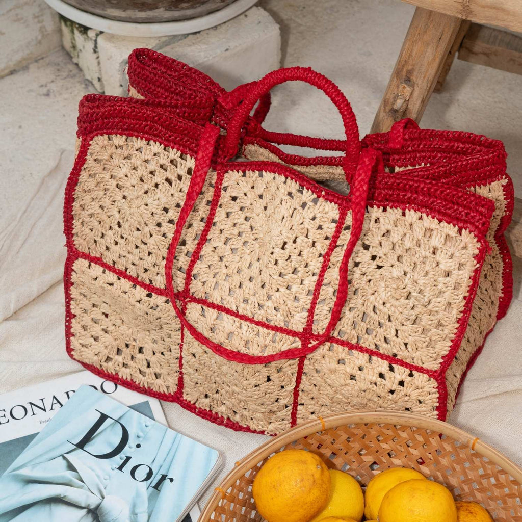 Raffia Tote Bag in Natural Weave