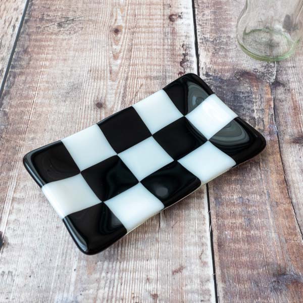 Chequered White and Colour Medium Glass Tray