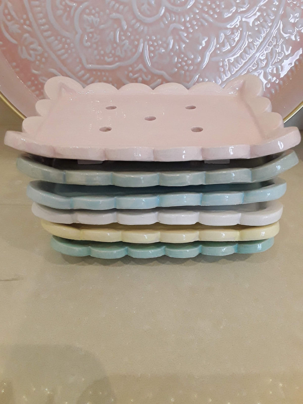 Large Scalloped Ceramic Soap Dish