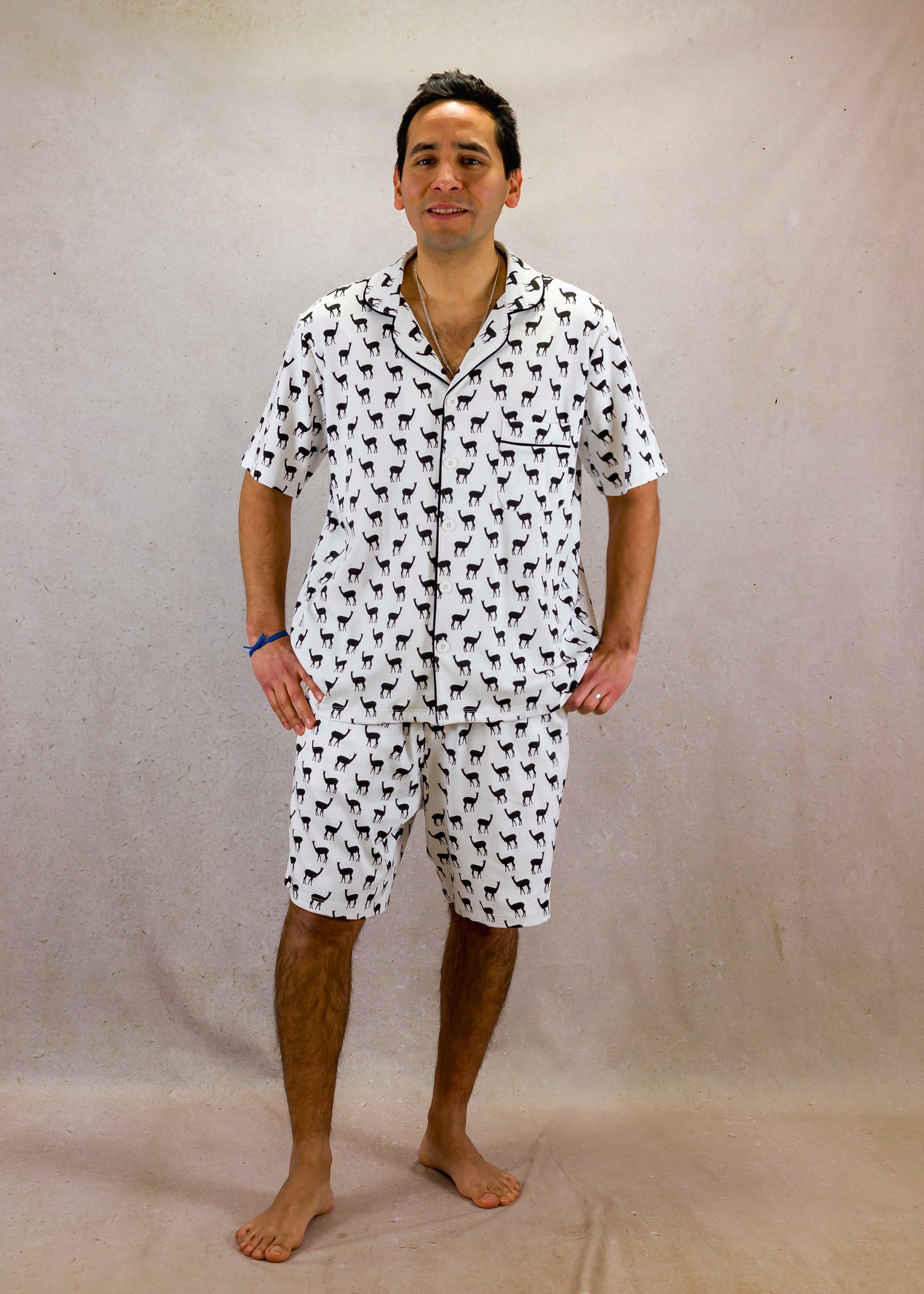 B and W Vicunas Short Sleeve Pyjama Set
