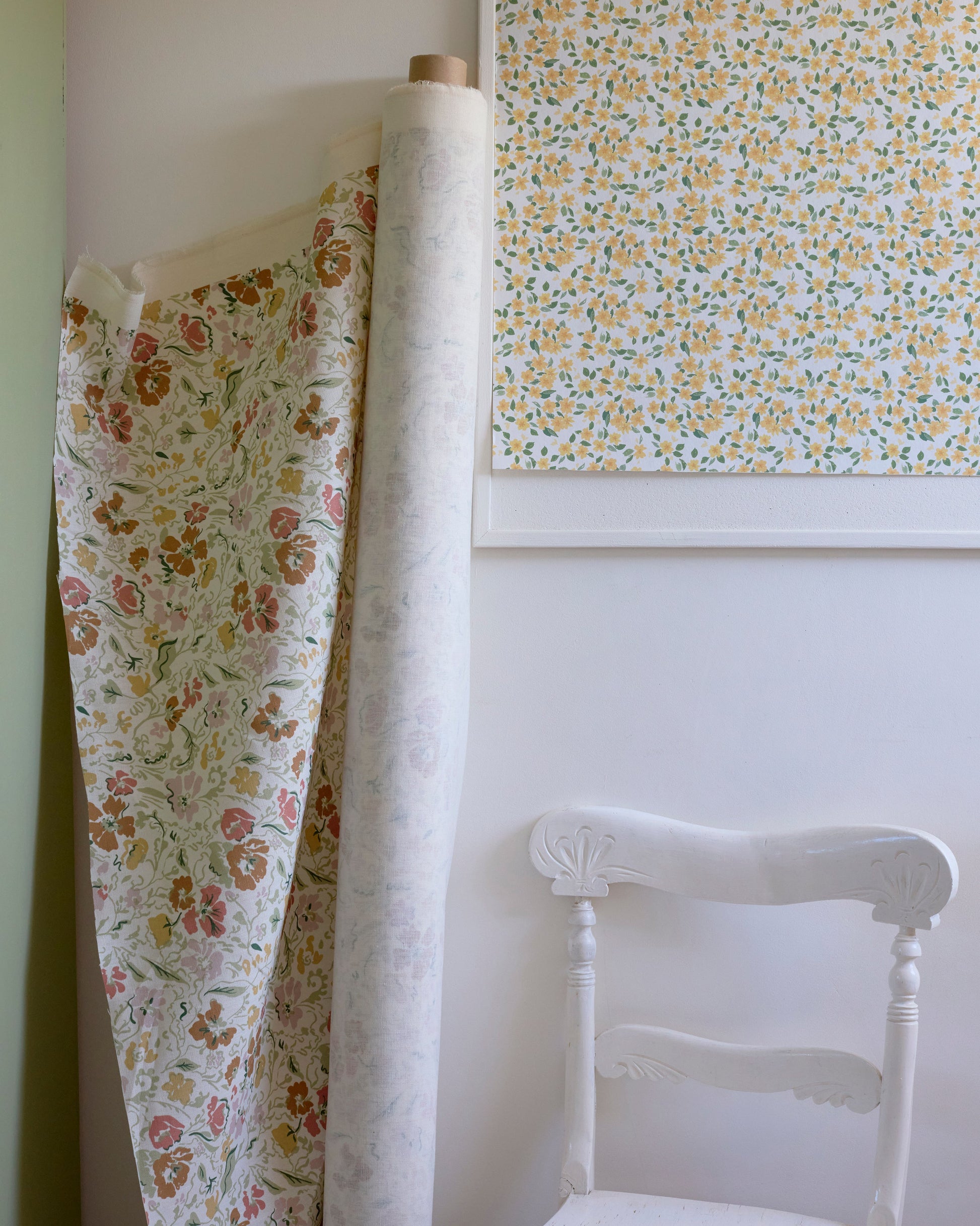 Primrose wallpaper - butter