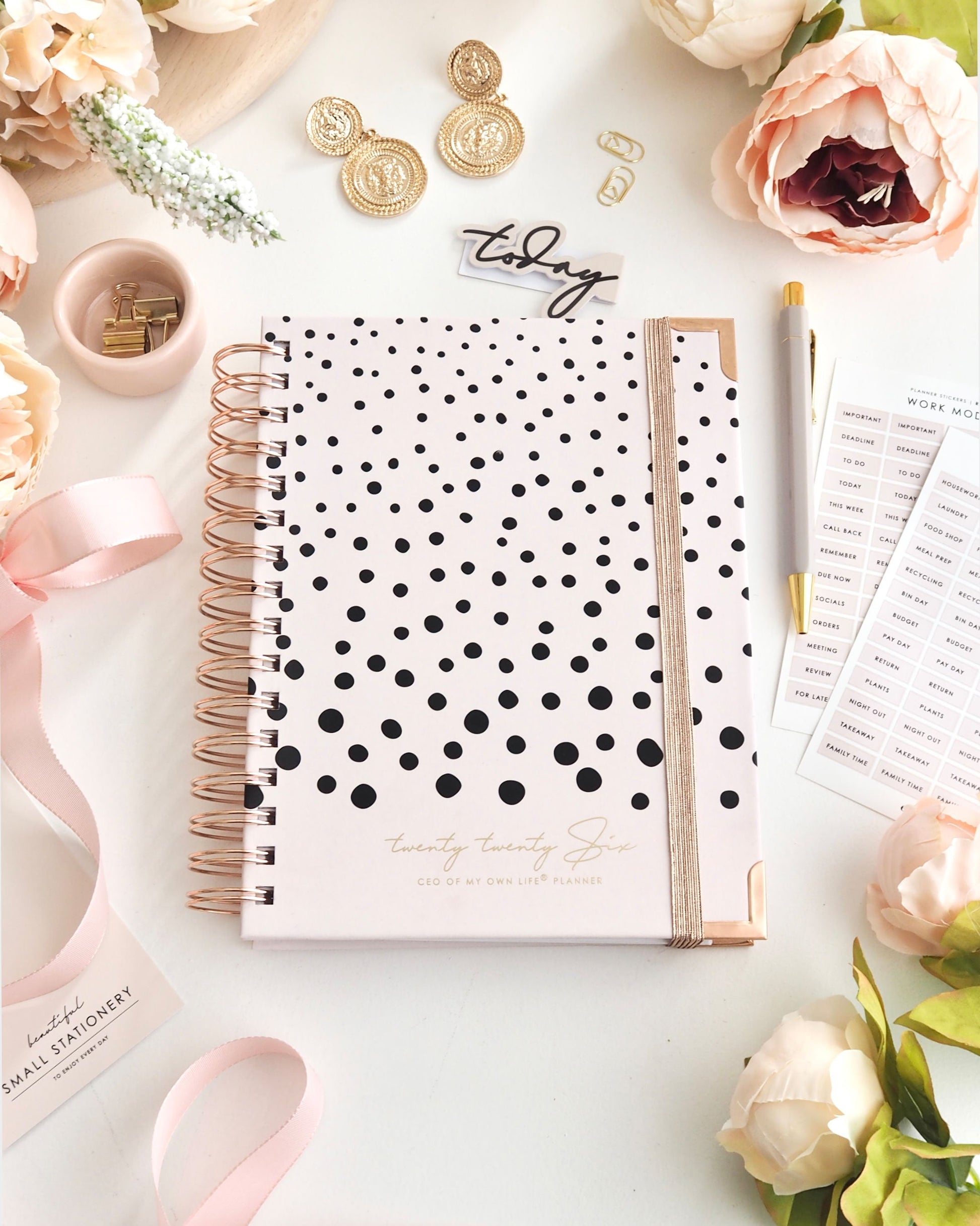 2026 Daily Life Planner Dot Luxe