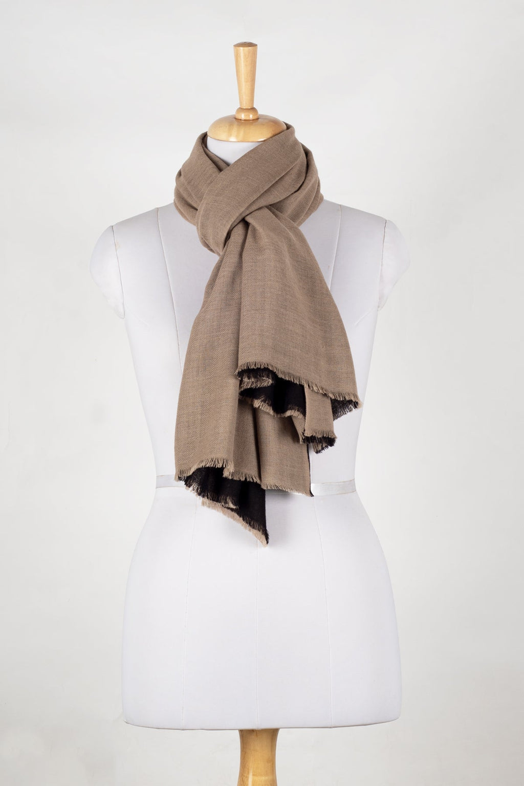 Reversible Merino Wool Scarf in Black and Beige