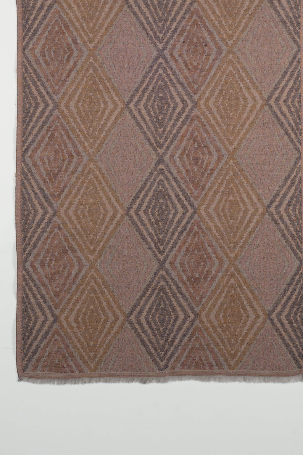 Concentric Diamonds Fine Wool Jacquard Scarf in Grey and Yellow