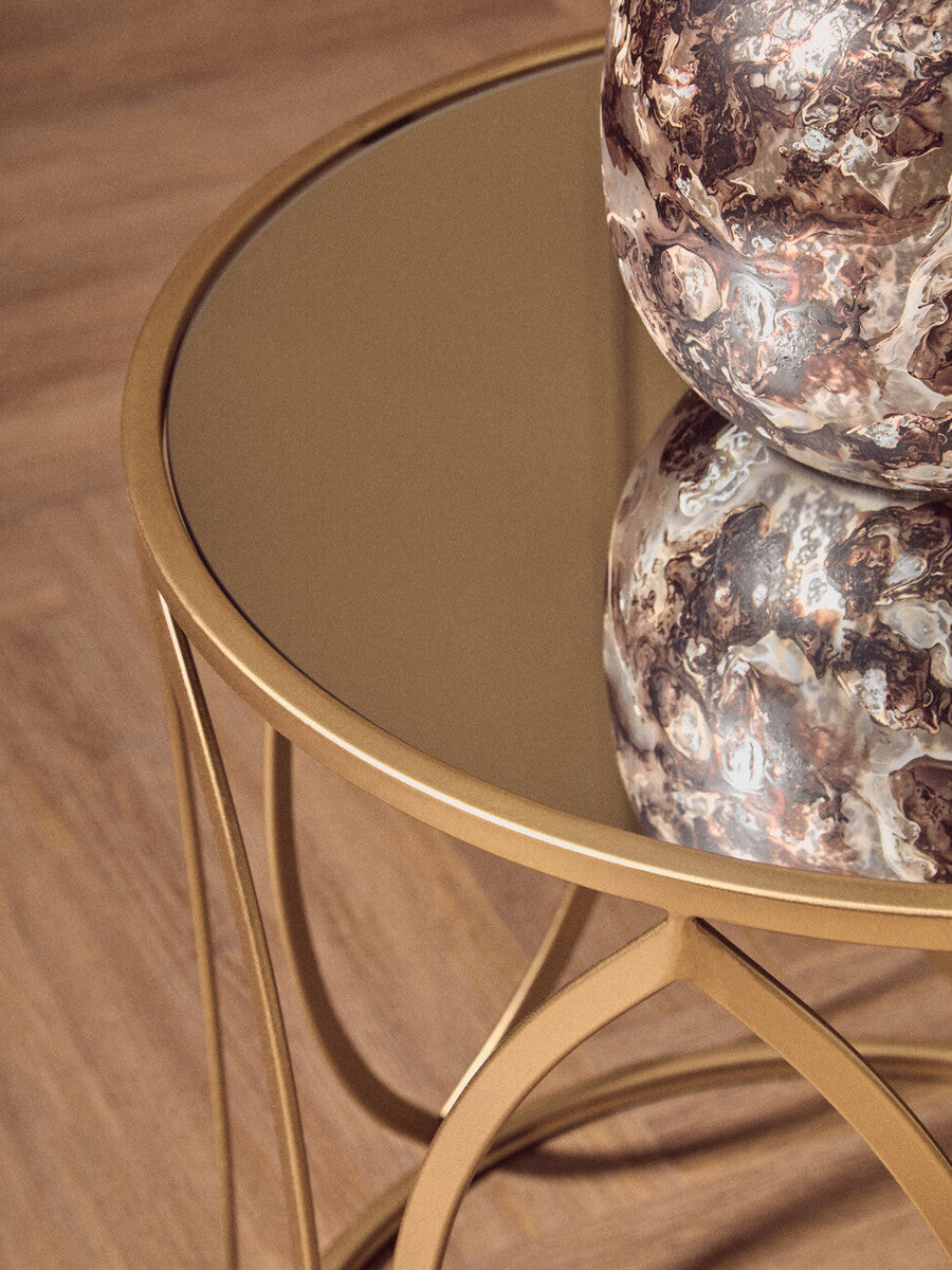 Set of 2 Gold Mirror Top Side Tables with Petal Bases