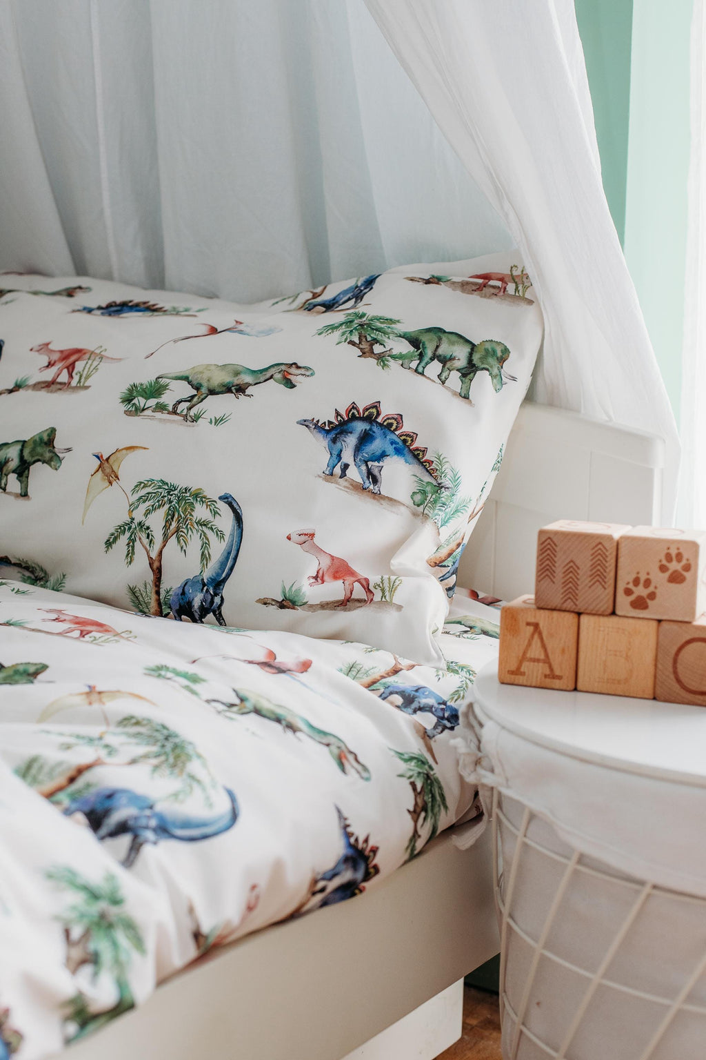 Dinosaur Bedding Set for Kids with Watercolour Design