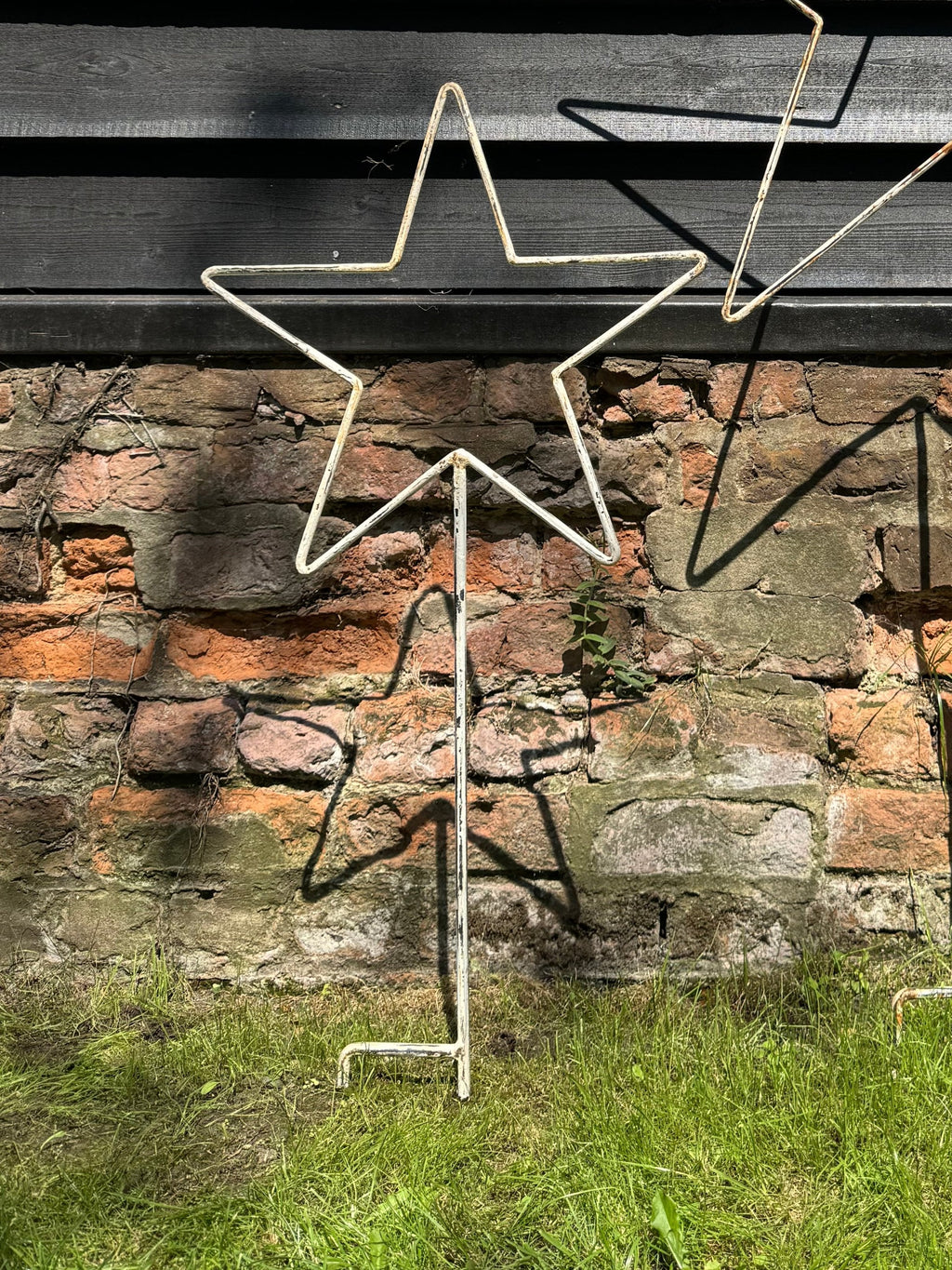 Garden Star Ground Spike Metal Ornaments for Lawns