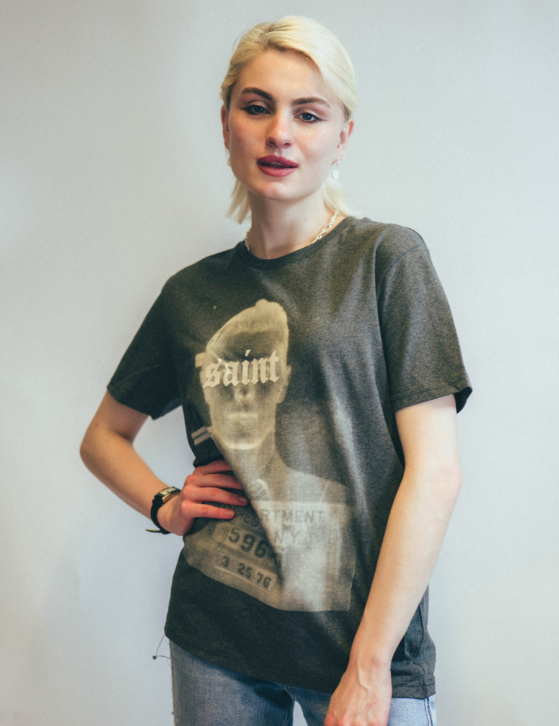 Saint T-Shirt in Grey