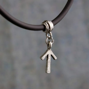 Tiwaz Rune Choker