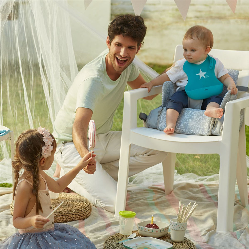 Snap Roll Up Silicone Pelican Baby Bib