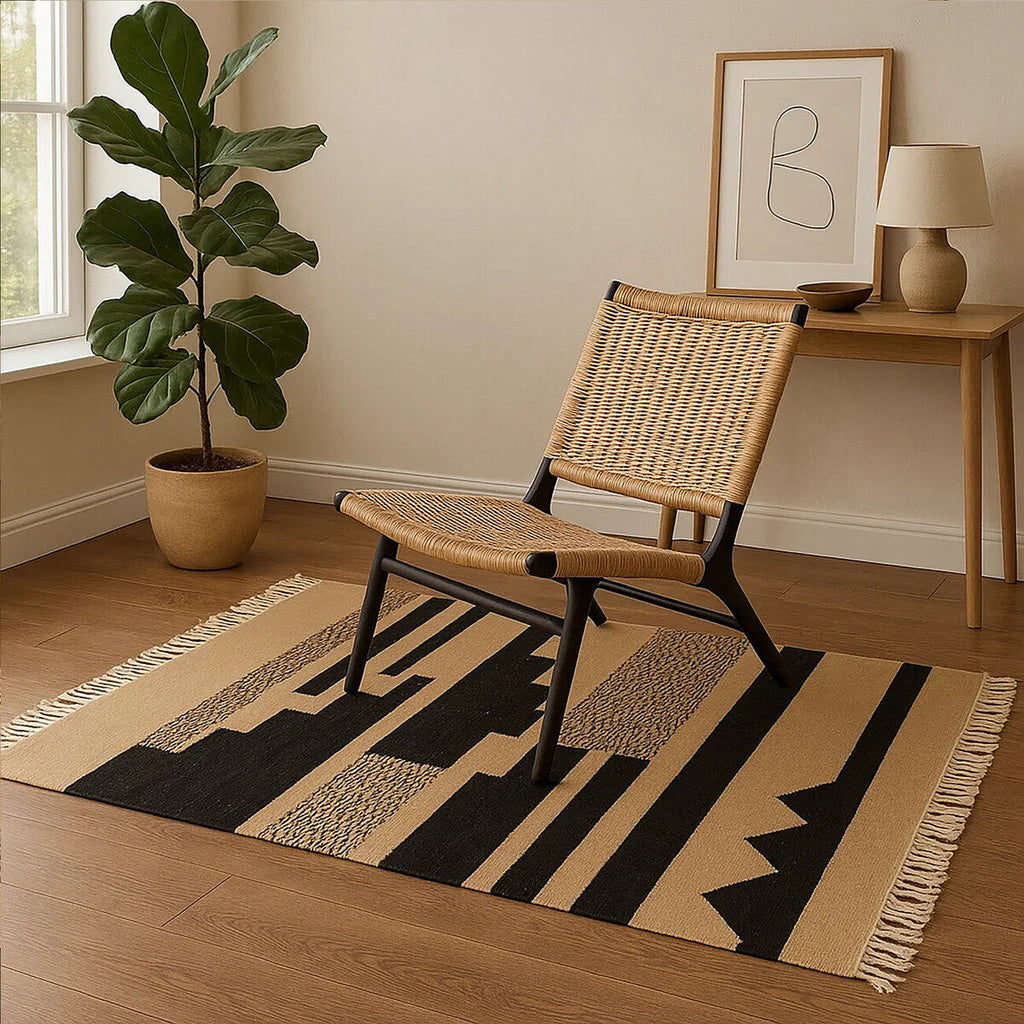 Small Trenza Rug in Sand and Black