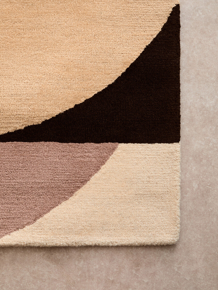 Milana Geometric Rug
