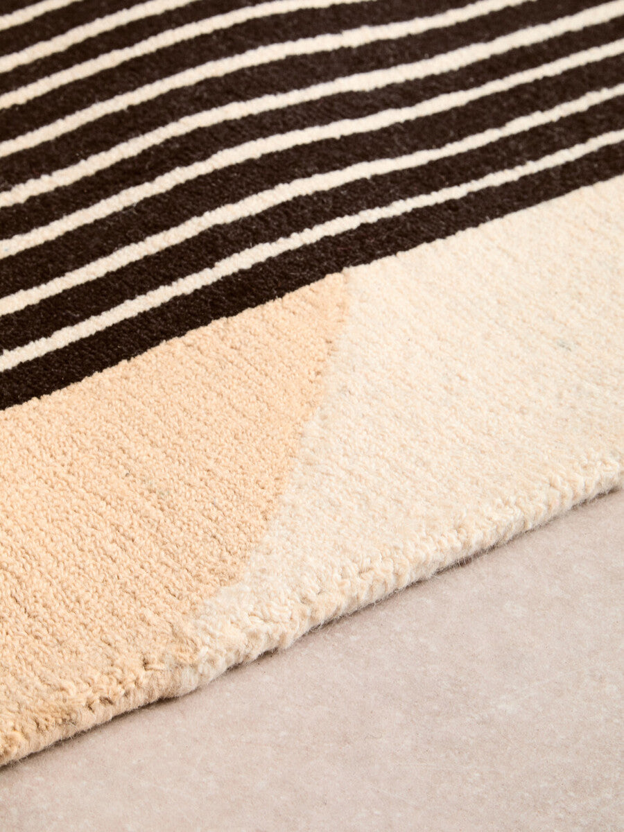 Milana Geometric Rug