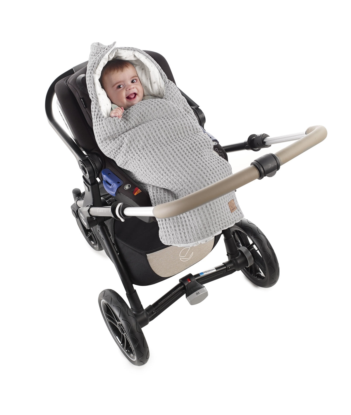 Baby Blanket Shawl with Hood – Warmth and Comfort from Birth