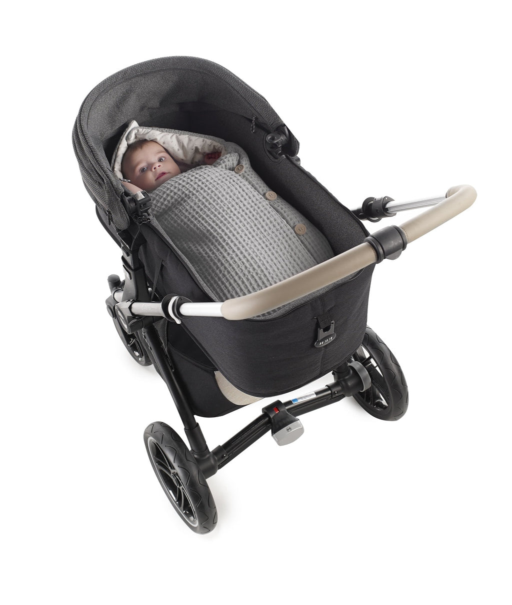 Baby Blanket Shawl with Hood – Warmth and Comfort from Birth