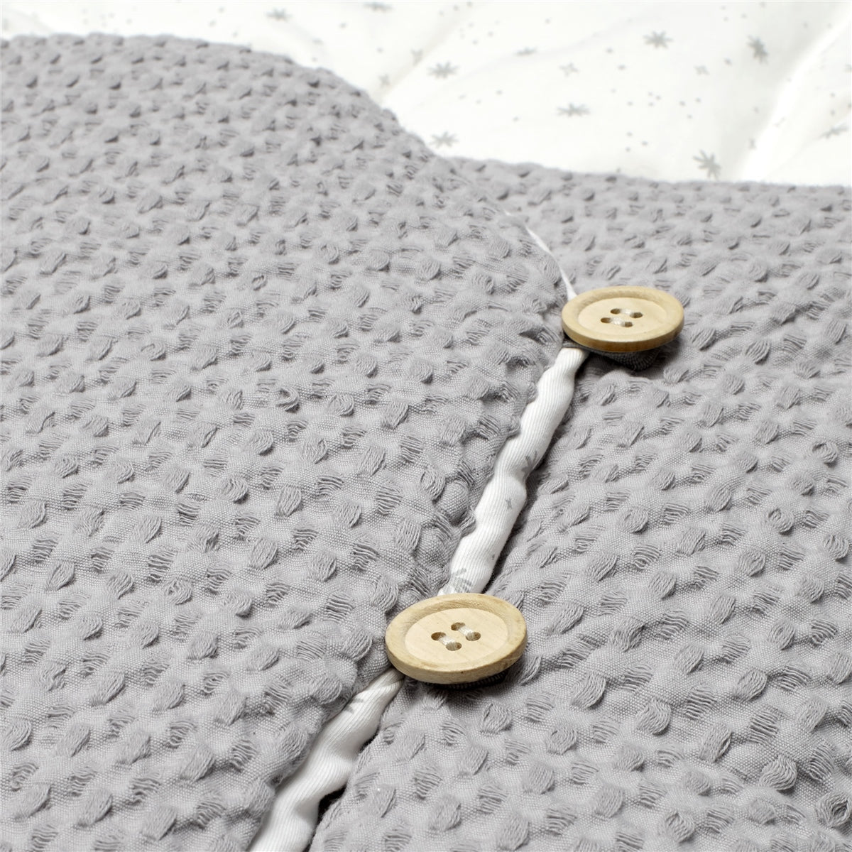 Baby Blanket Shawl with Hood – Warmth and Comfort from Birth