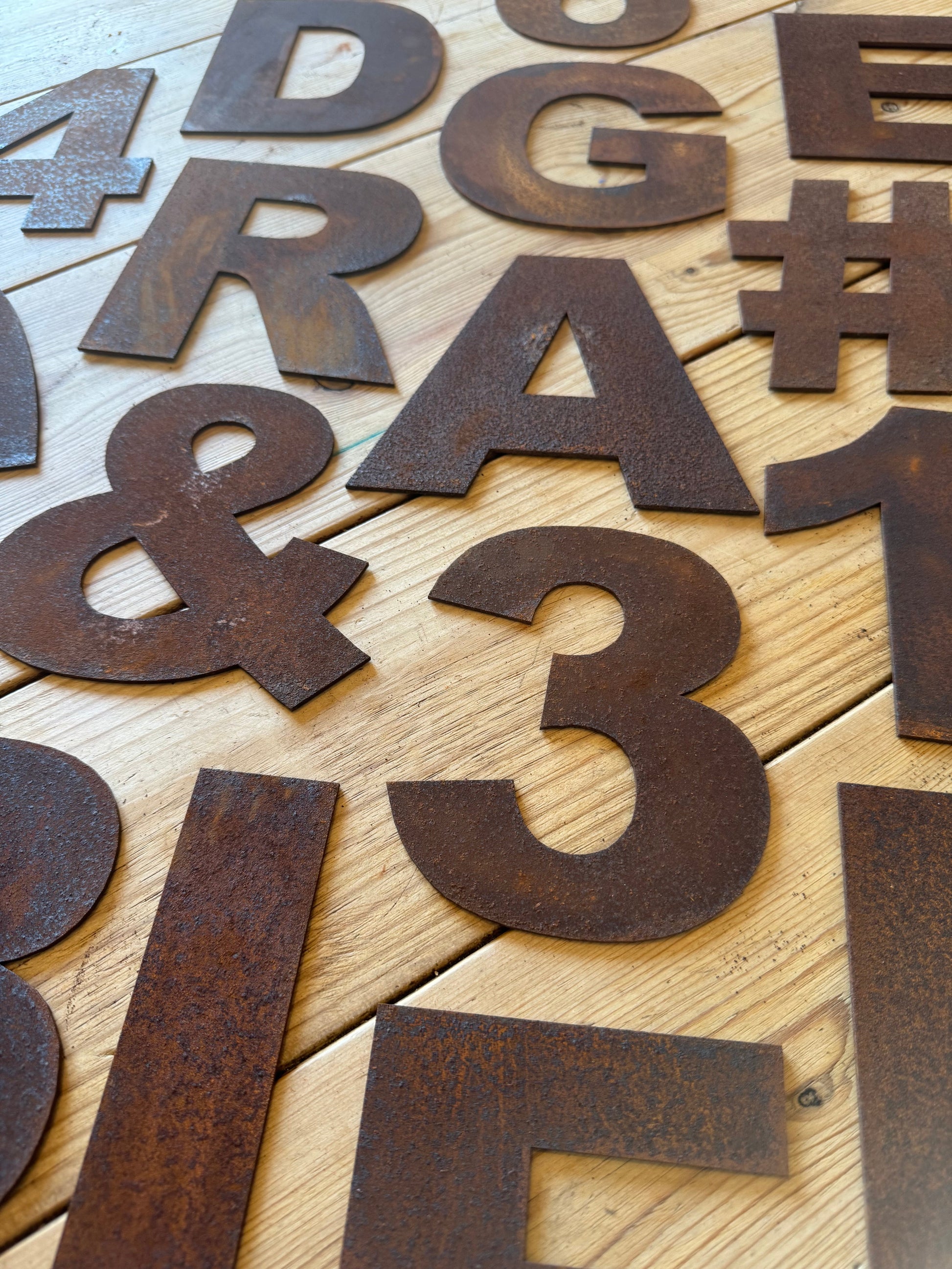 5 inch Fat Font Rusty Metal Letters A-Z 0-9