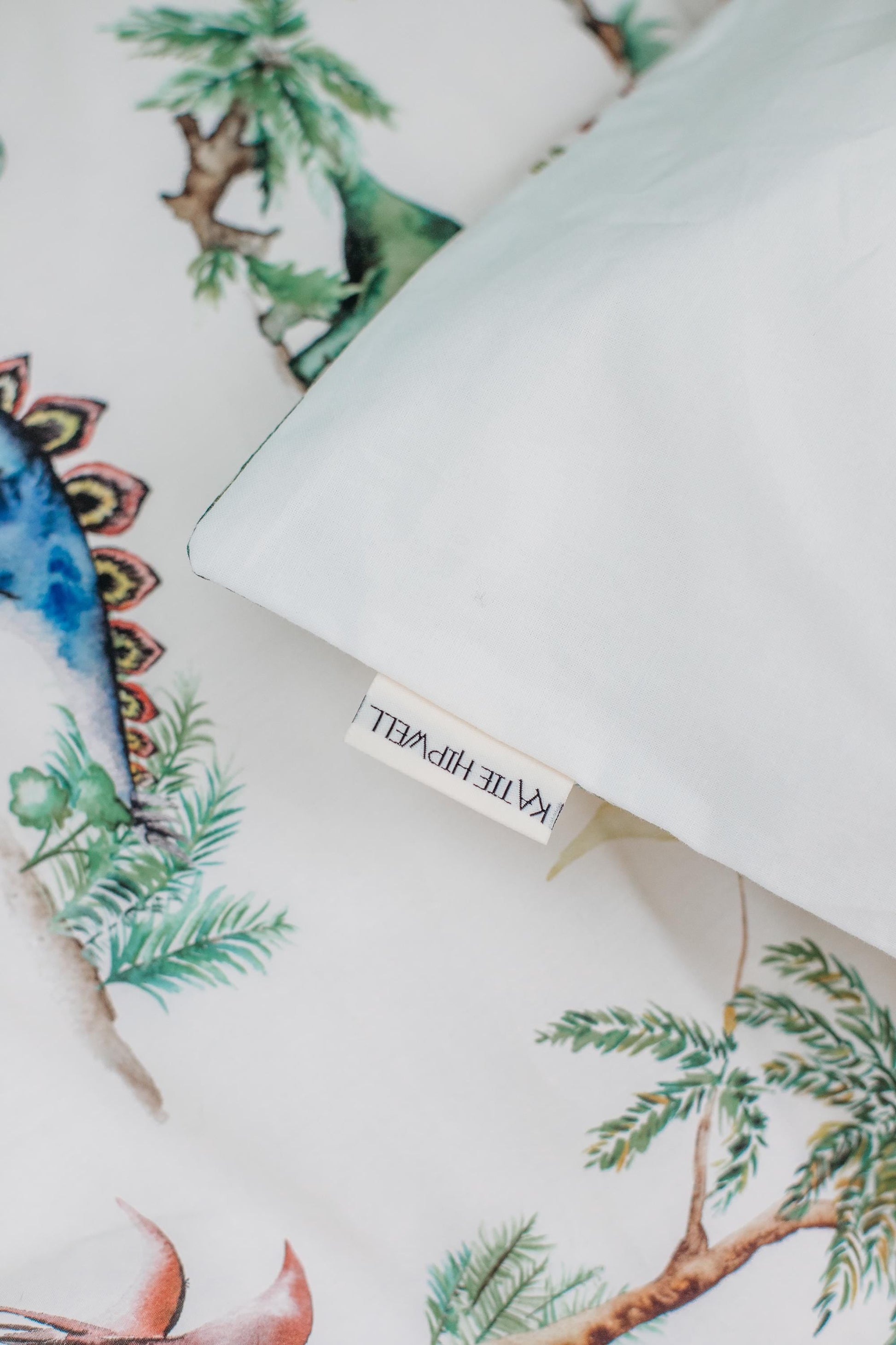 Dinosaur Bedding Set for Kids with Watercolour Design