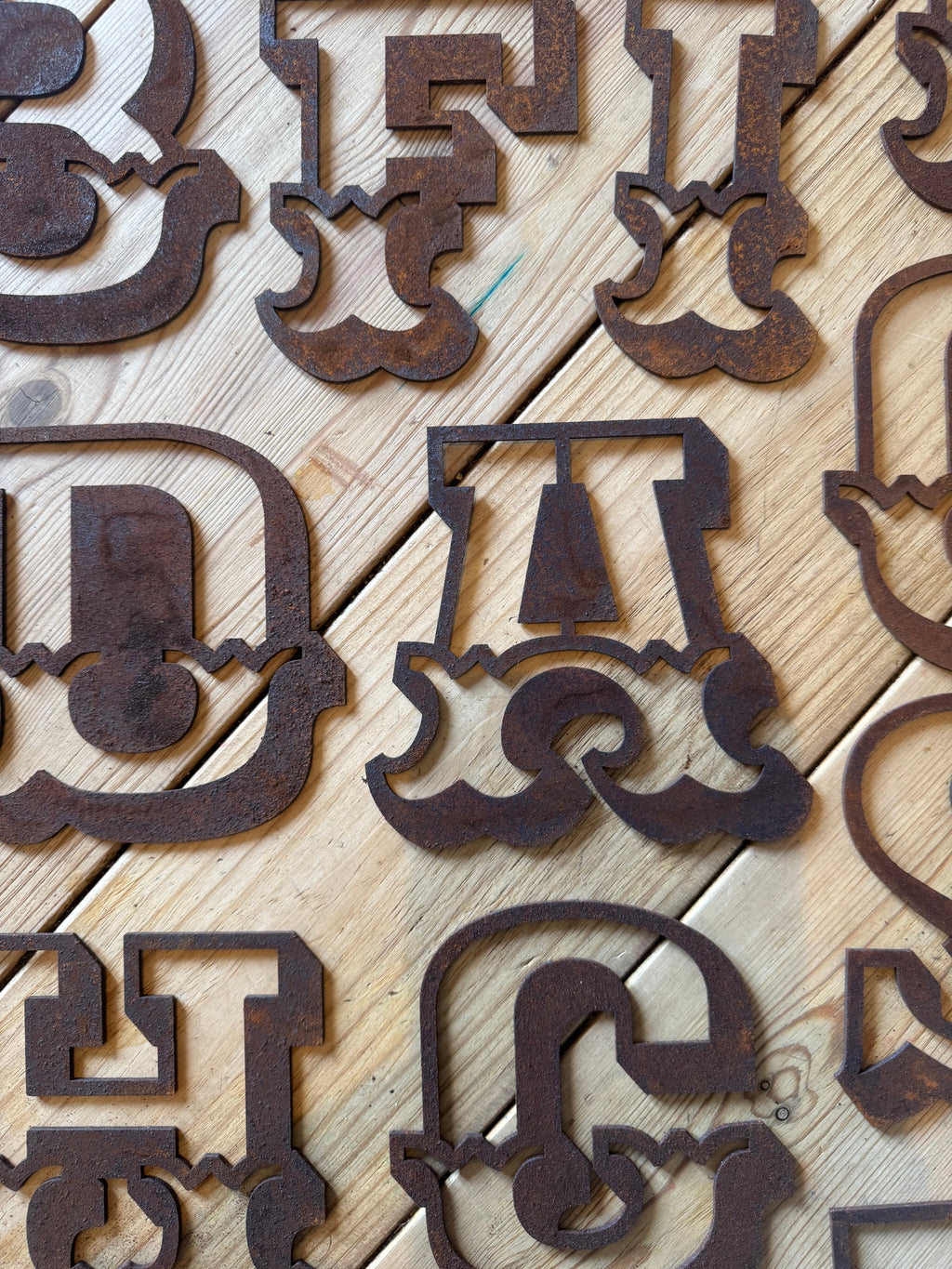 Rusty 5 Inch Carnival Metal Letters A to Z